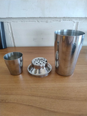 Eackelmanm shaker used, stainless steel