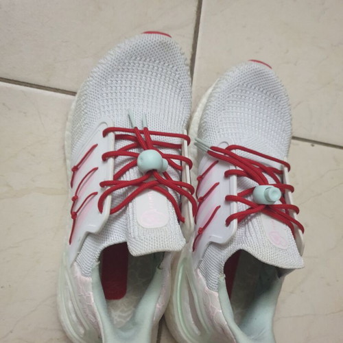 Adidas Ultra Boost 20 γυναικεία σαν καινούργια, άσπρα, μέγεθος 38