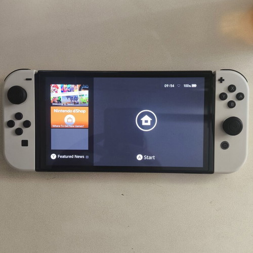 Nintendo Switch OLED 2025 like new with case and game