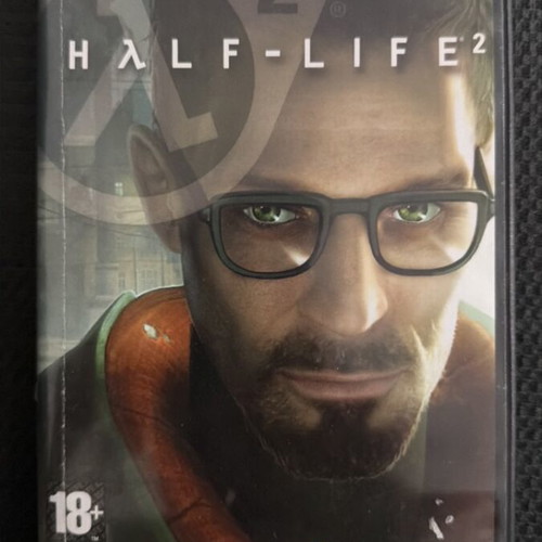 Half-Life 2 PC game like new, no manual