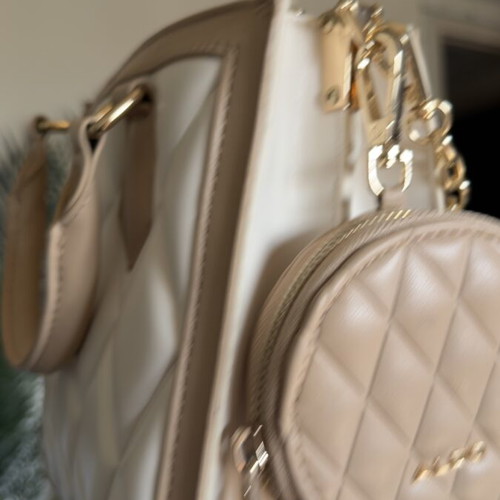 Aldo quilted handheld and shoulder bag like new, nude beige with gold details