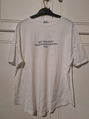 Pink Woman white short-sleeve shirt like new, size M