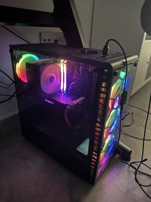 Gaming PC like new with Intel i5 7400, GTX 1080, 16GB RAM