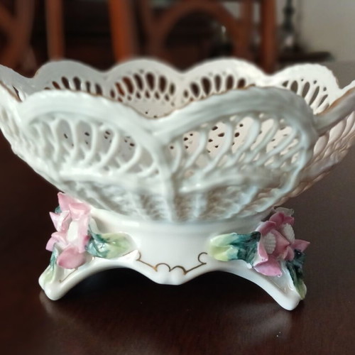 Debelly Fine Porselain Decorative Porcelain Bowl like new