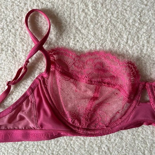 Hunkemöller pink lace see-through bra 75D used, good condition