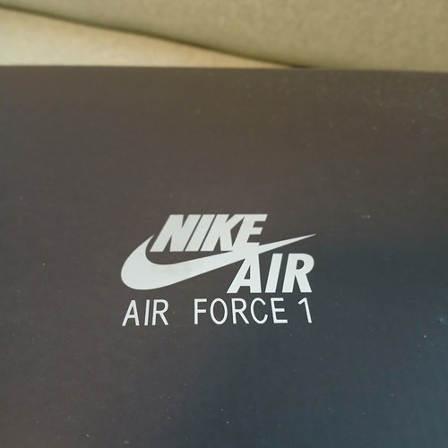 Nike Air Force 1 '07 LV8 White new, size 43