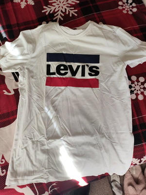 Levi's t-shirt άσπρο σε άριστη κατάσταση, μέγεθος XL