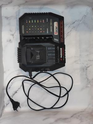 PARKSIDE Performance Smart Charger X20V Team 20V like new