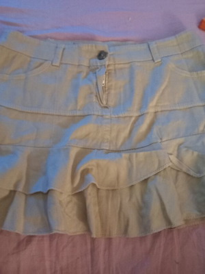 Skirt with pockets size medium like new