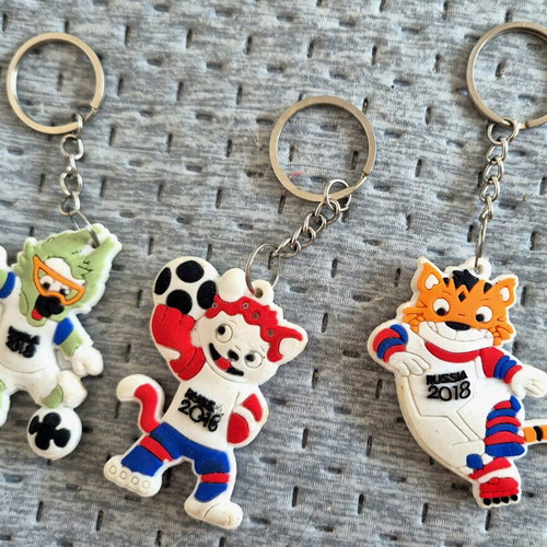 Μπρελόκ FIFA 2018 Παγκοσμίου Κυπέλλου Ρωσίας μεταχειρισμένα, σετ τριών