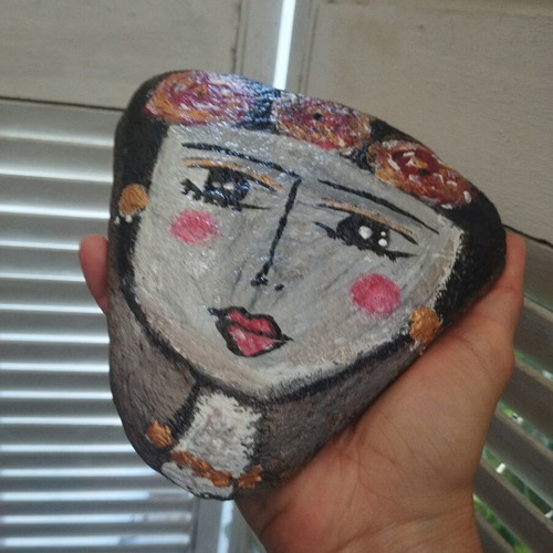 Frida painted stones set of 2 used