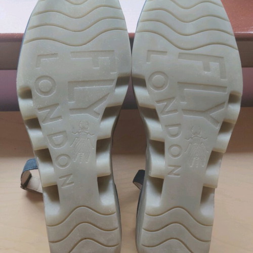 Fly London Piat women's shoes size 40 like new, blue