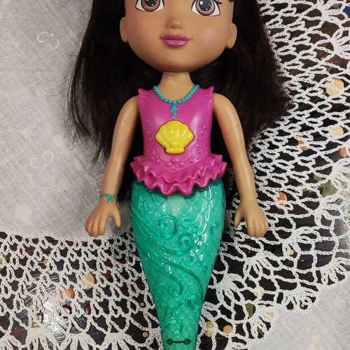 Dora Mermaid Doll used with winding tail and light-up star