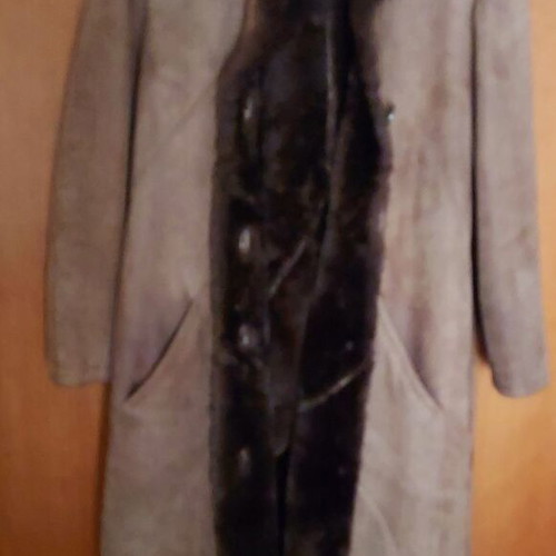 Mouton coat brown like new, genuine leather and fur, size M