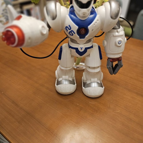 Future Robot 26 remote control robot used with wireless controller