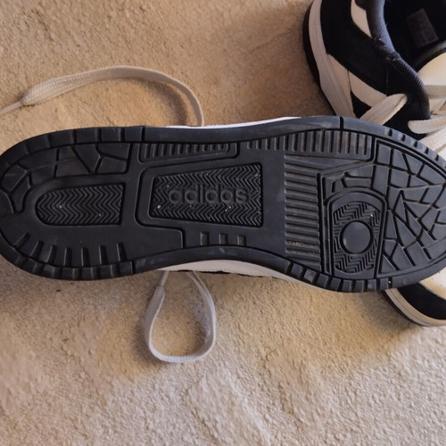 Adidas athletic shoes size 42 like new, black and white