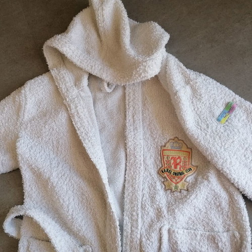 Children's bathrobe with belt used