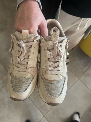 Tamaris shoes used, size 38, beige