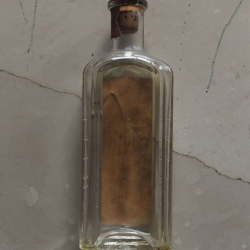 Singer sewing machine oil bottle used, vintage collectible