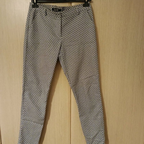 SheX patterned pants size S used, blue and white elastic