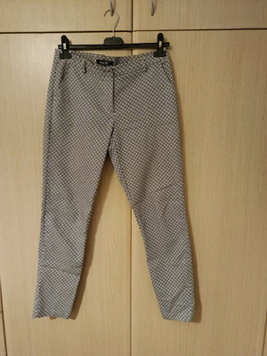 SheX patterned pants size S used, blue and white elastic