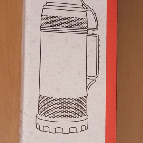 Thermos 0.450 L new, plastic body with glass inner flask