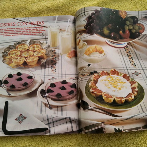 Labores del Hogar magazines used, vintage, embroidery and knitting ideas
