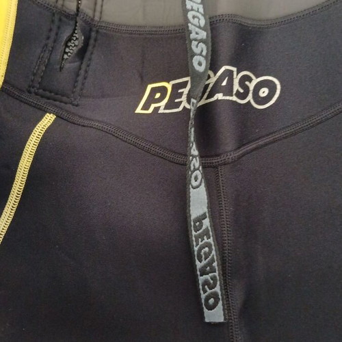 Pegaso neoprene wetsuit 3 mm used