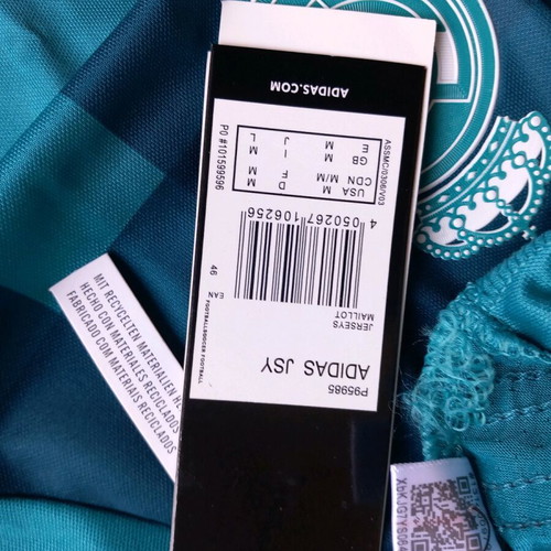 Real Madrid 2018 Retro Jersey New with Tags Size M