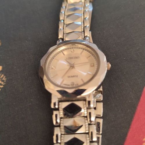 Women's watches used, white and silver, all working