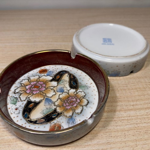 Satsuma ashtrays handmade used, Japanese style