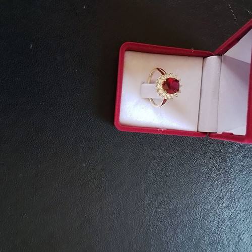 Rosette ring 925 silver gold plated like new, red zircon stone