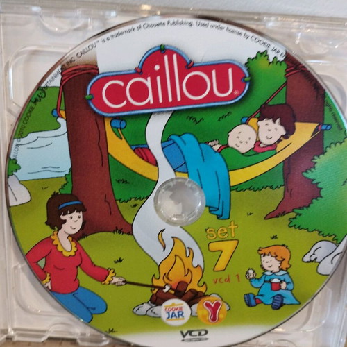 Caillou Ormanda VCD like new, Turkish edition 2000