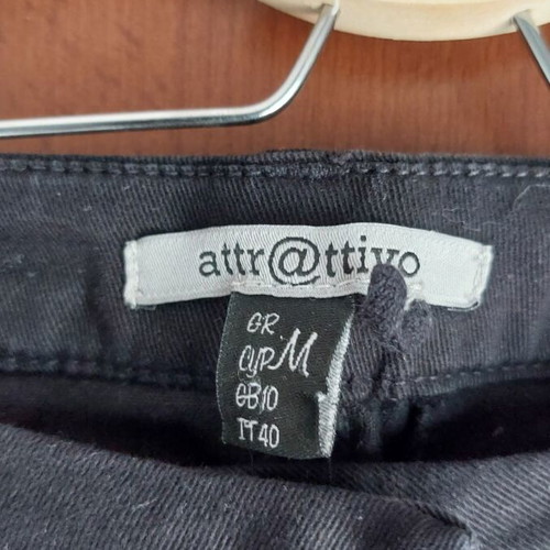 Attrattivo women's black pants size M like new