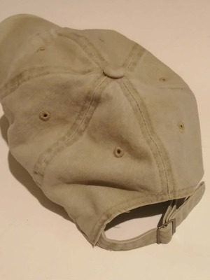 Beige hat used size M