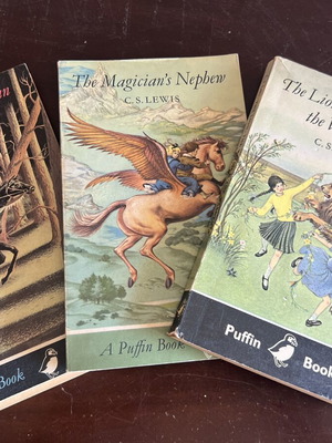 The Chronicles of Narnia vintage book set, C.S. Lewis, Puffin Books 1964-1965