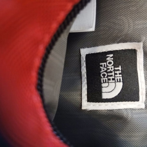 North Face crossbody bag like new, colorful