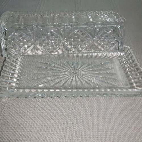Glass butter dish like new 18cm x 10cm
