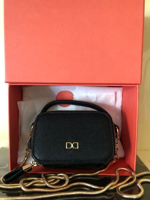 Dukas Estée Lauder crossbody bag new black with metal chain