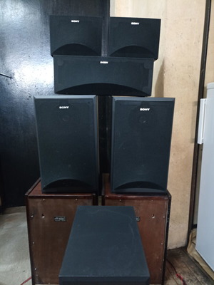 Sony 5.1 speakers like new for home theater