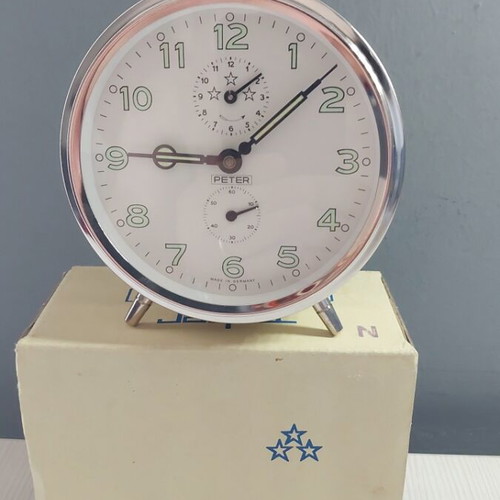 Peter metal alarm clock new, vintage 11 cm