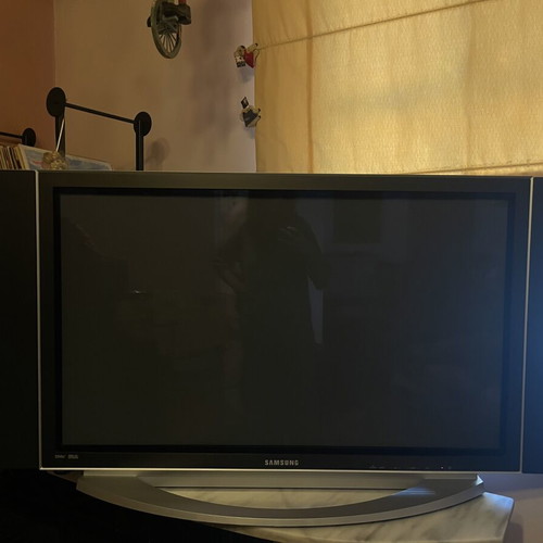 Samsung PS-42D4SKR 42-Inch TV used