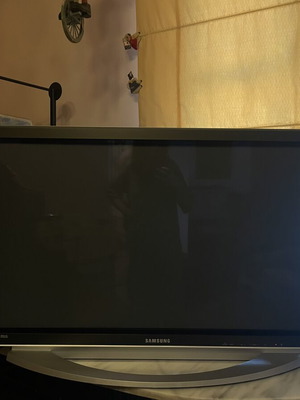 Samsung PS-42D4SKR 42-Inch TV used