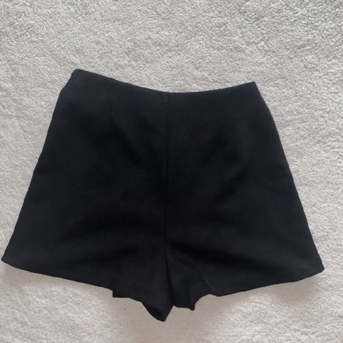 Black velour skort like new, size S, Pull and Bear
