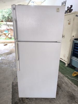 General Electric NoFrost refrigerator used, full working order