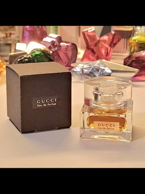 Gucci Eau de Parfum Pour Femme винтидж миниатюра нова