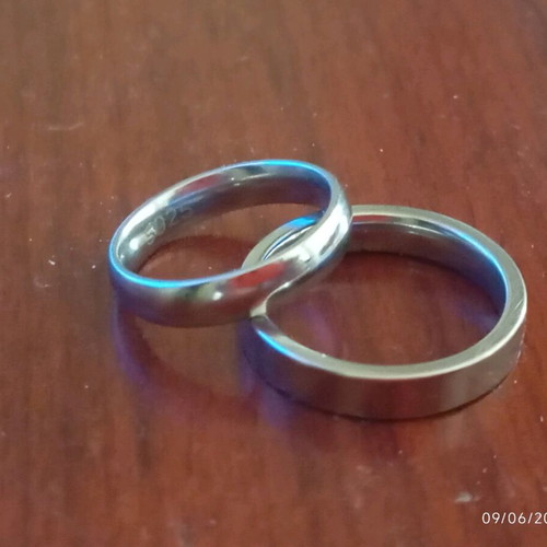 S925 rings like new