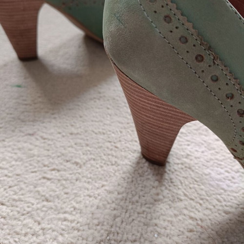 Oxford shoes by Office size 38 mint green like new
