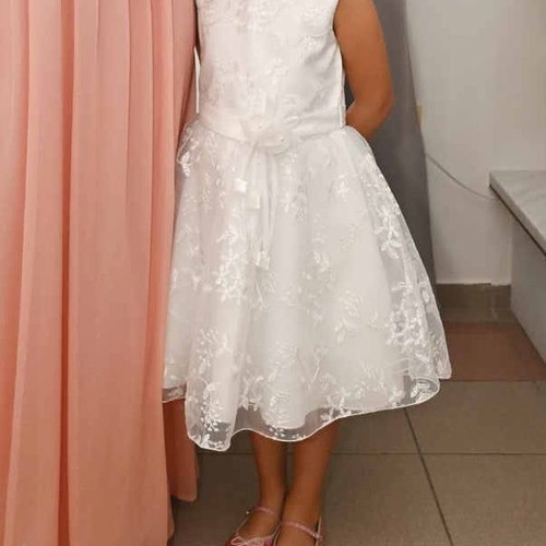 White flower girl dress with lace and satin belt