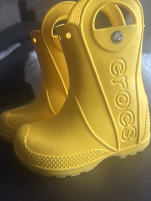 Crocs παιδικά μπότες μεταχειρισμένα, κίτρινα, νούμερα 23-24